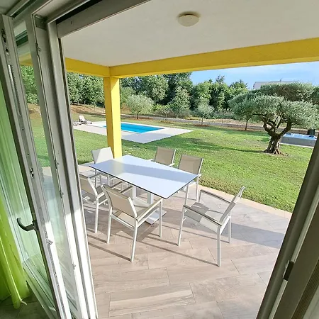 Villanova Apartment *