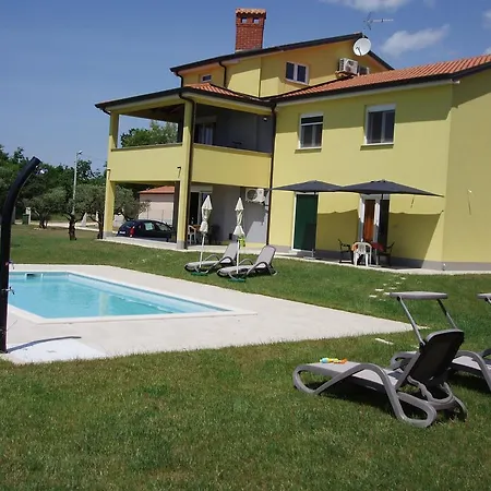 Apartment Villanova *