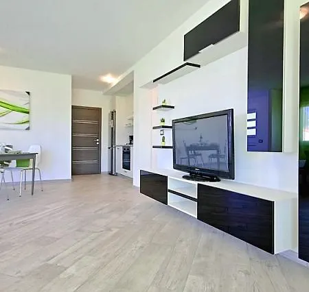Villanova Apartment