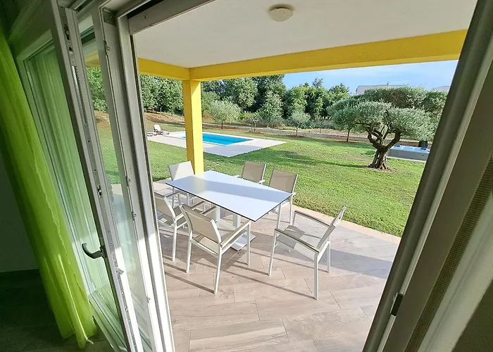 Villanova Apartament *